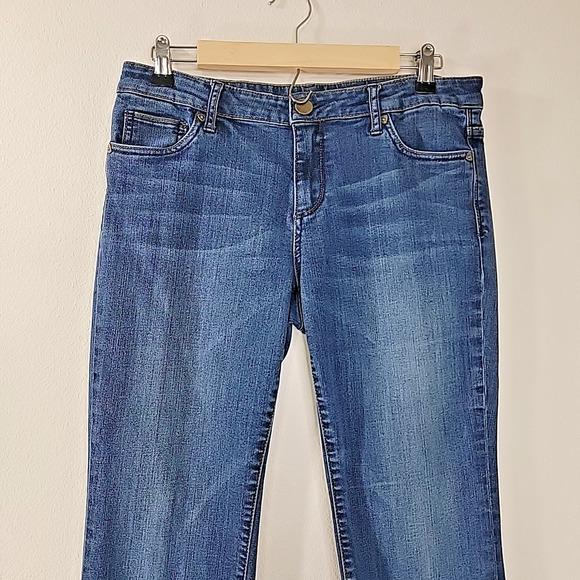 Kut from the Kloth Farrah Baby Bootcut Jeans Women’s Size 10 Blue Stretch Denim - Picture 3 of 8